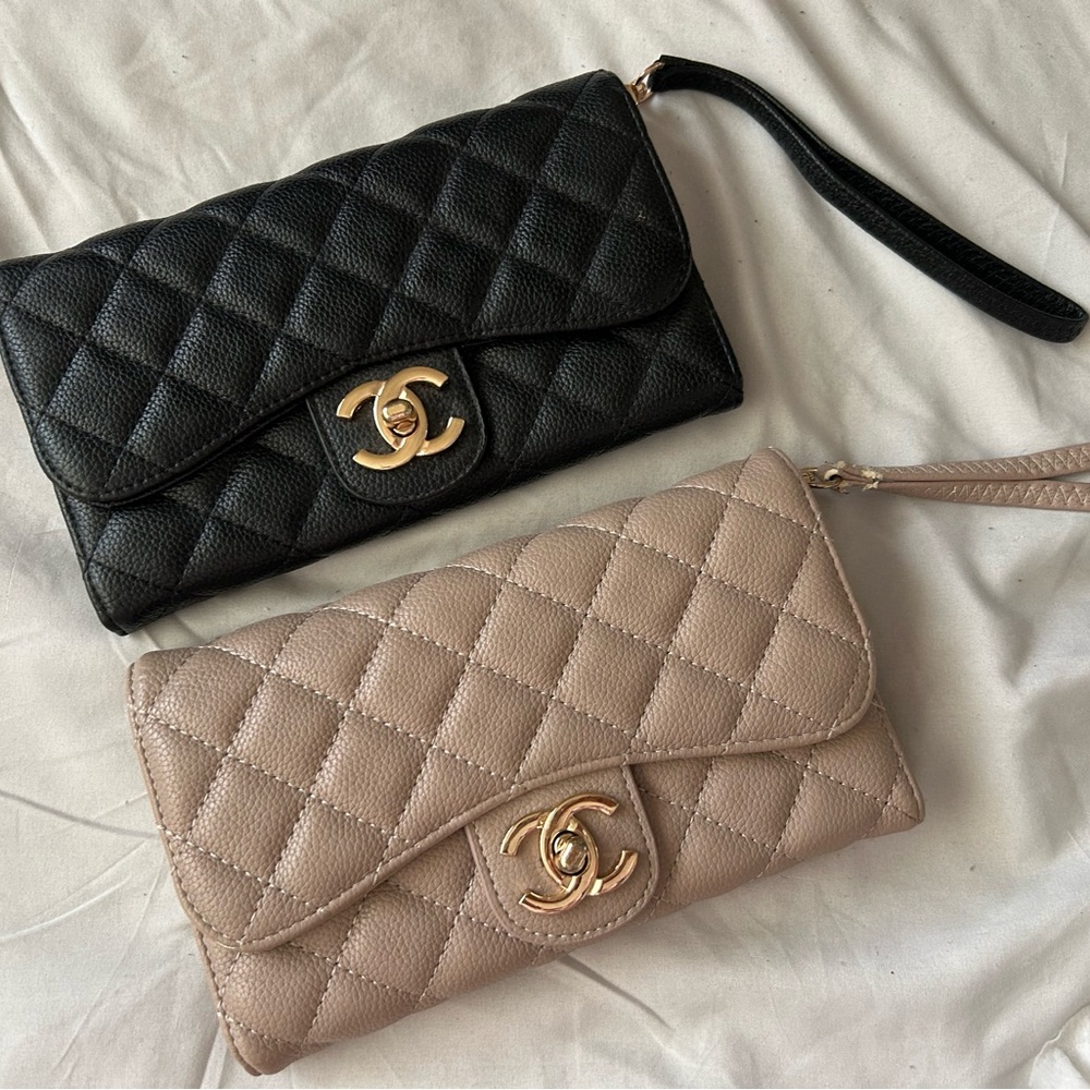 Cute wristlets.
